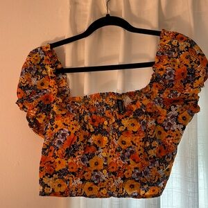 puff sleve floral crop top